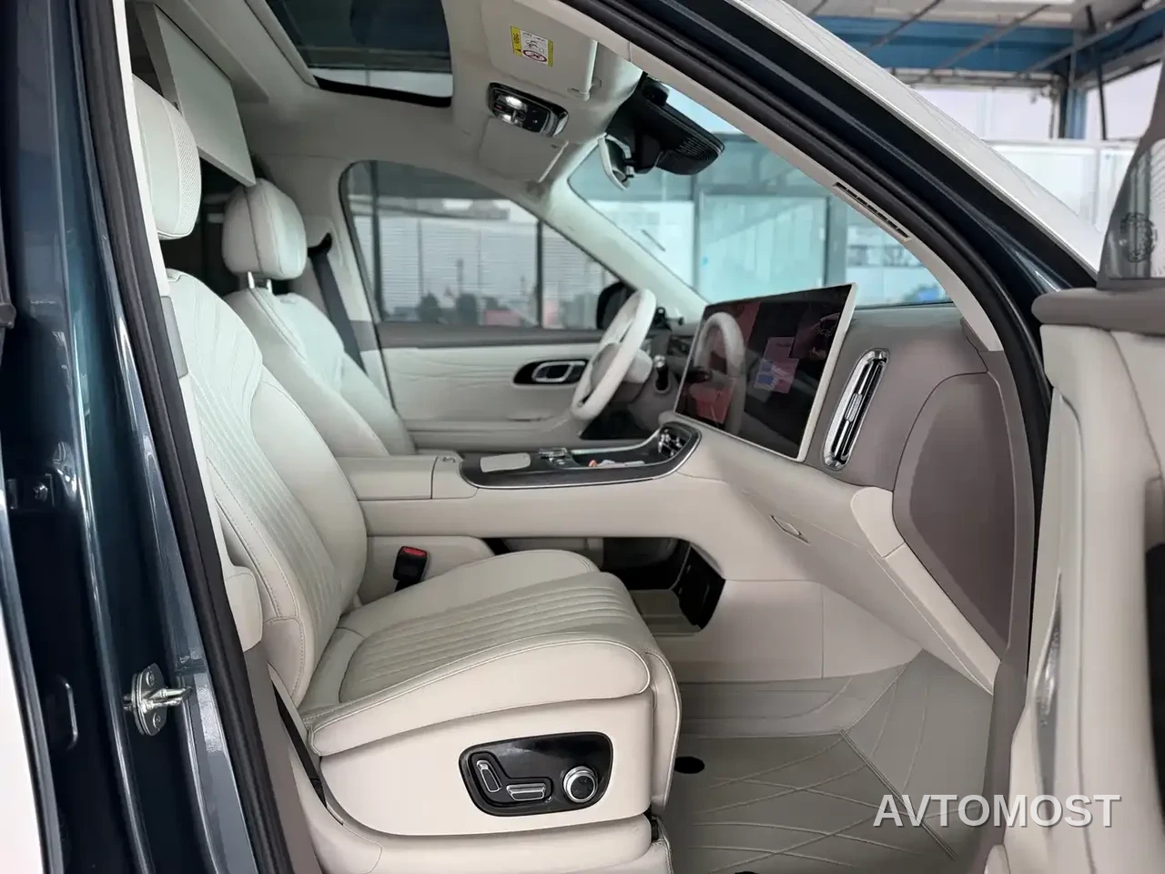 Geely Galaxy M9 2025 Model 230km 2WD Explorer+ Edition — фото 13