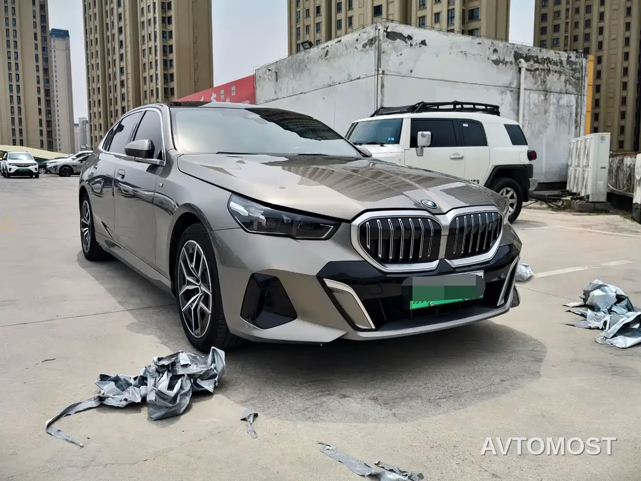 BMW i5 2024 eDrive 35L M Sport Package — фото 3