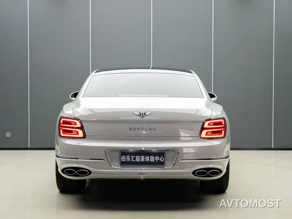 Bentley Flying Spur 2021 4.0T V8 Standard Version — фото 8