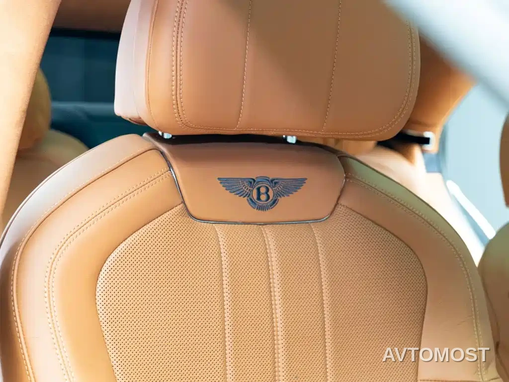 Bentley Flying Spur 2021 4.0T V8 Standard Version — фото 16