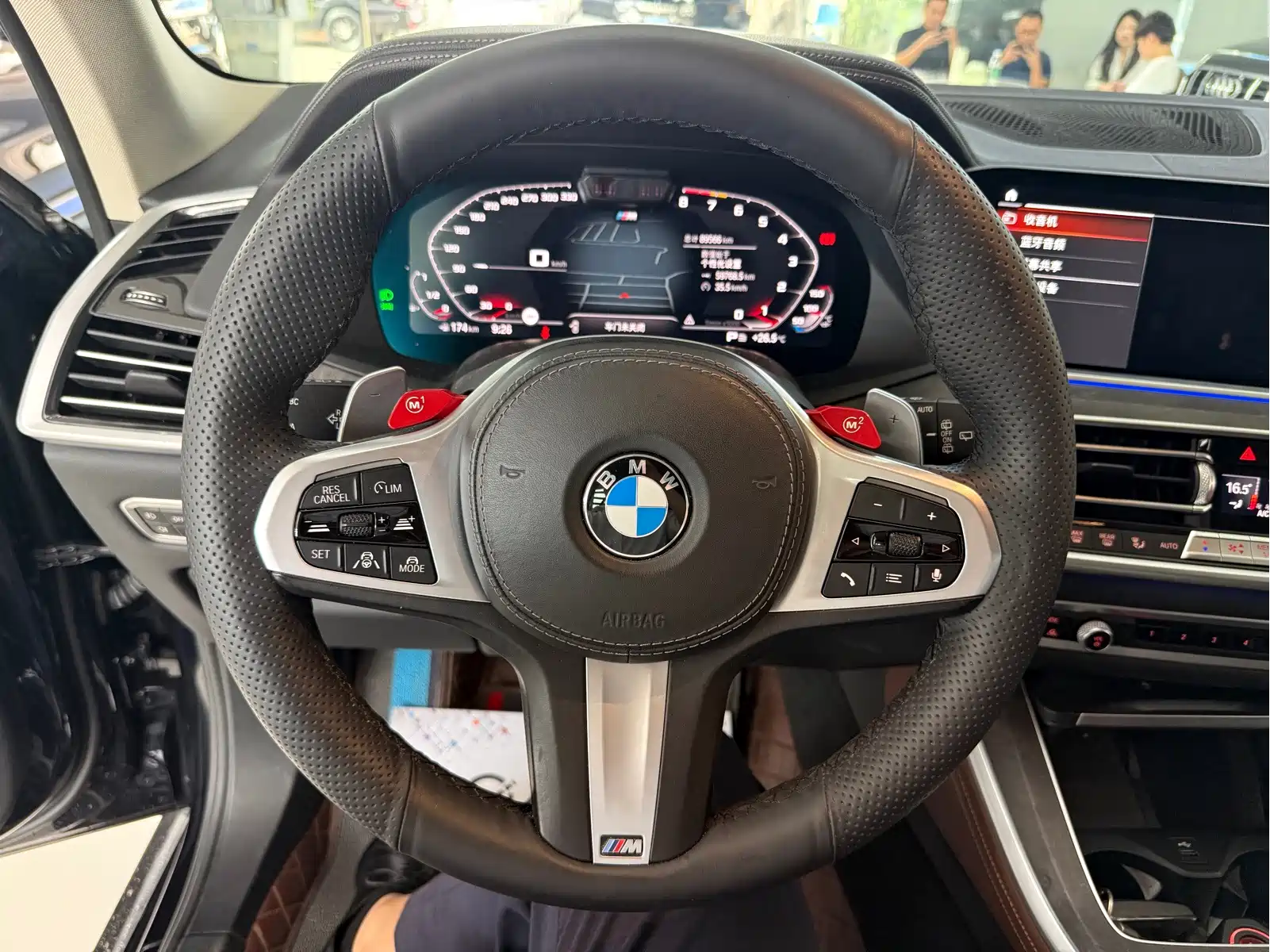 BMW X5 (Import) 2021 xDrive40i Exclusive M Sport Package — фото 7