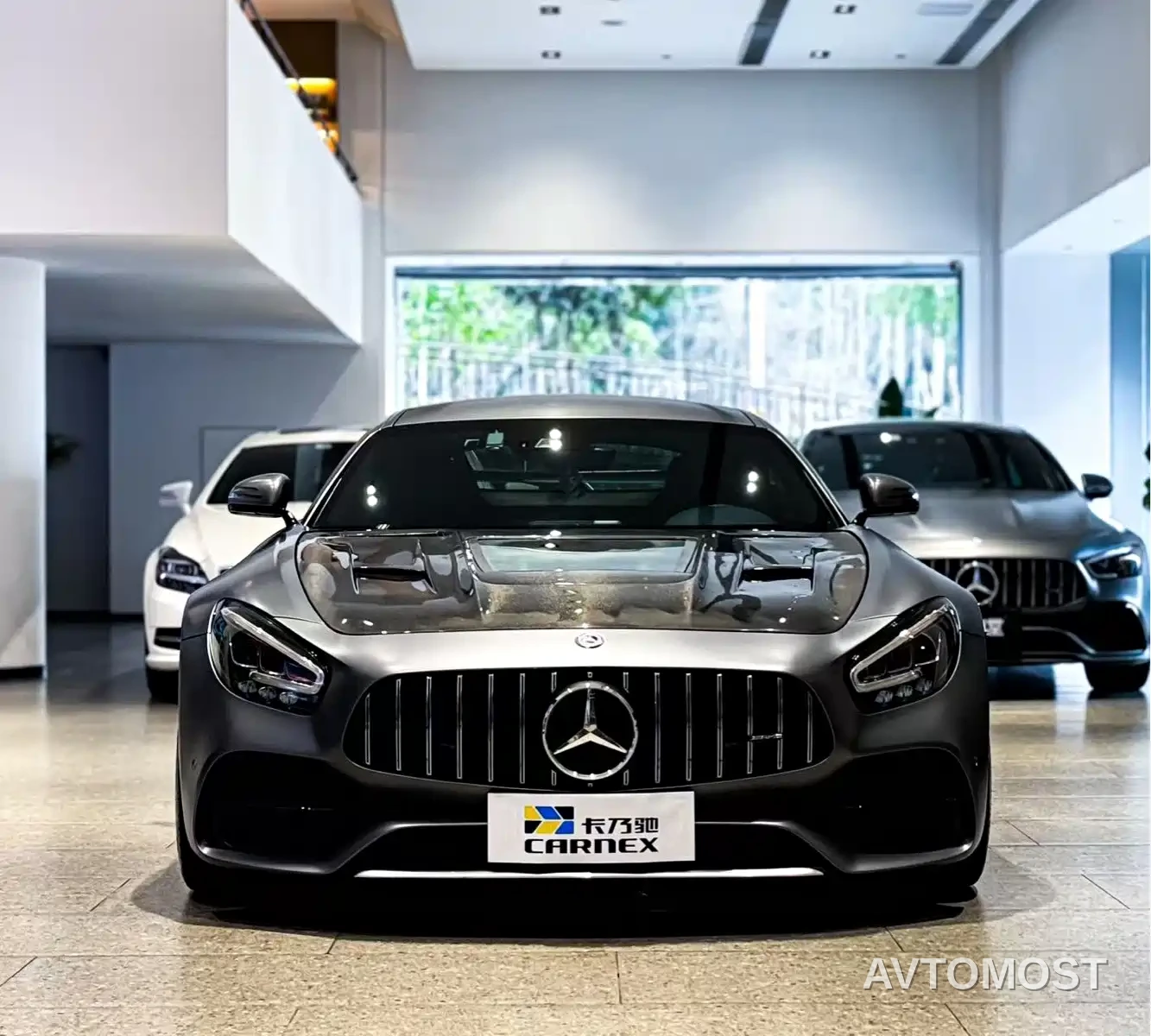Mercedes-Benz AMG GT 2019 AMG GT — фото 2