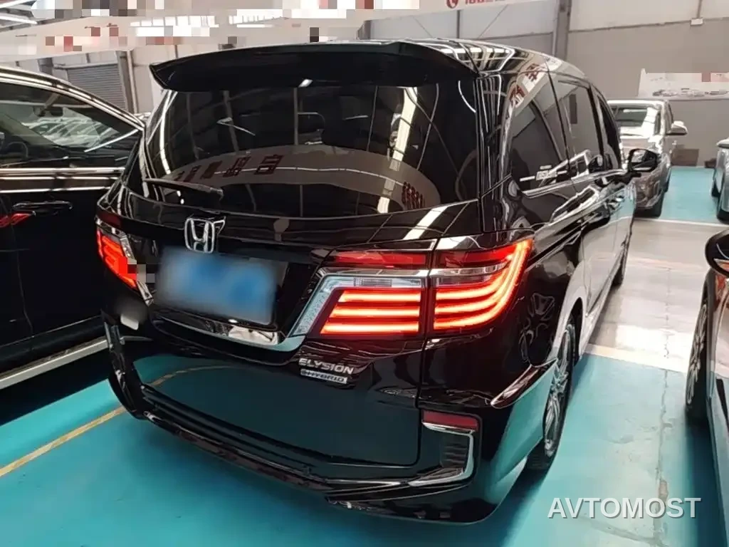 Honda Elysion 2019 2.0L Hybrid Luxury Edition — фото 7
