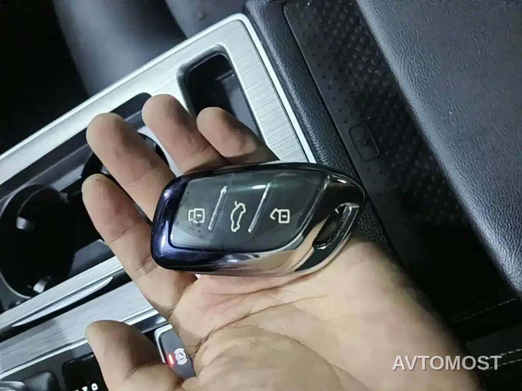 Roewe RX5 New Energy 2021 Model ePLUS National Trend Ronglin Flagship Edition — фото 9