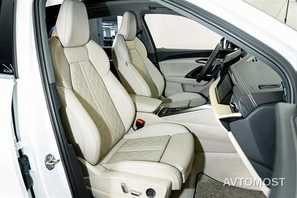 Audi Q5L 2026 Model Base Version — фото 19
