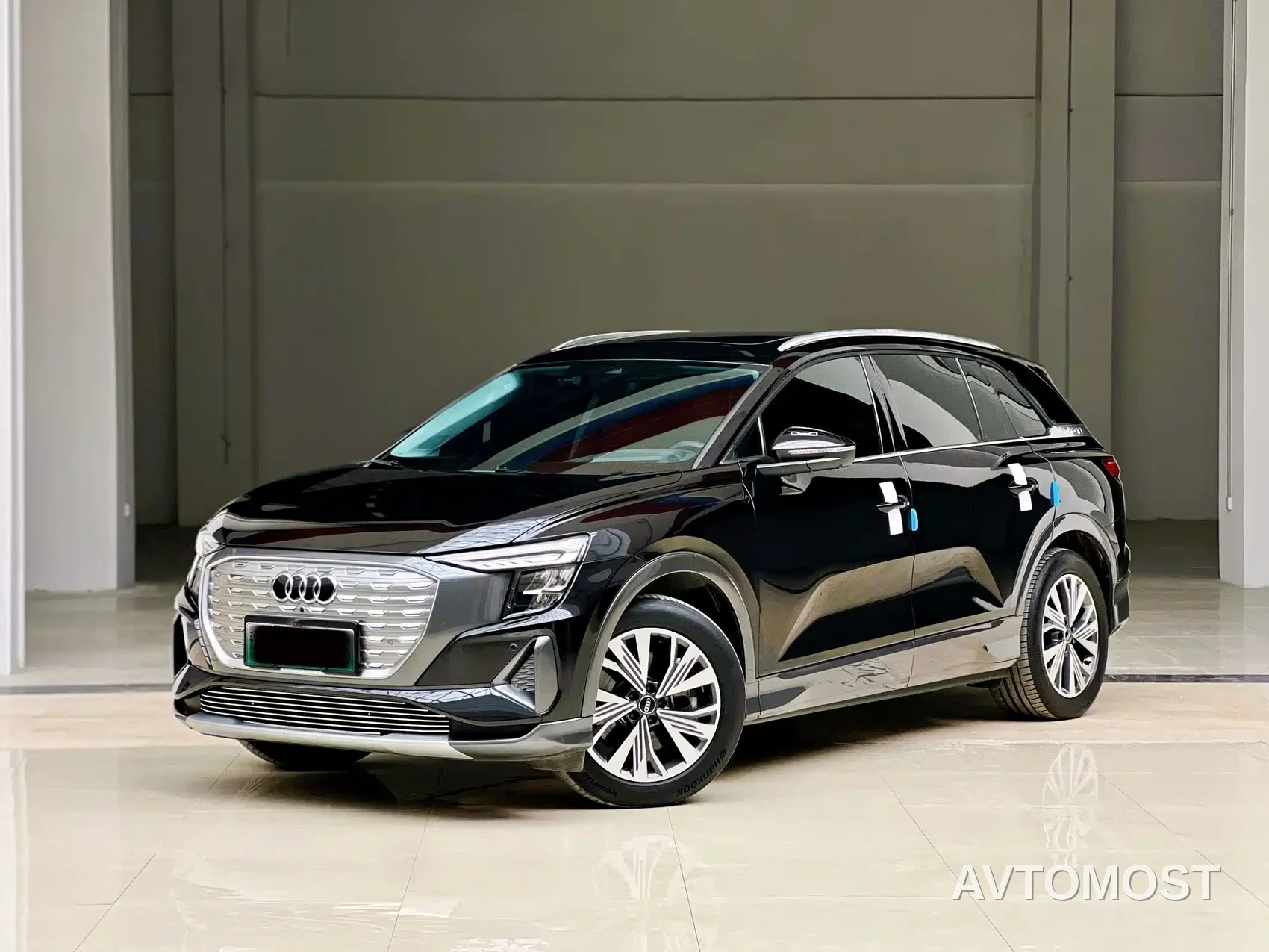 Audi Q5 e-tron 2023 40 e-tron Starlight Edition Brocade Package — фото 1