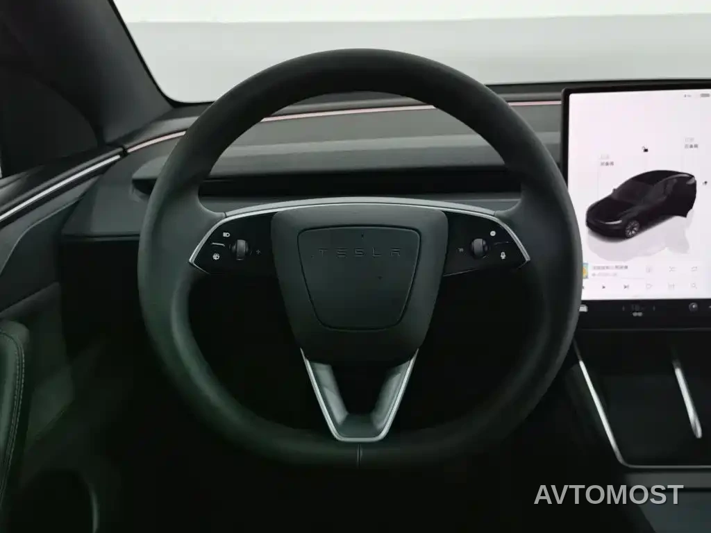 Tesla Model Y L 2025 Facelift Long Range AWD — фото 10