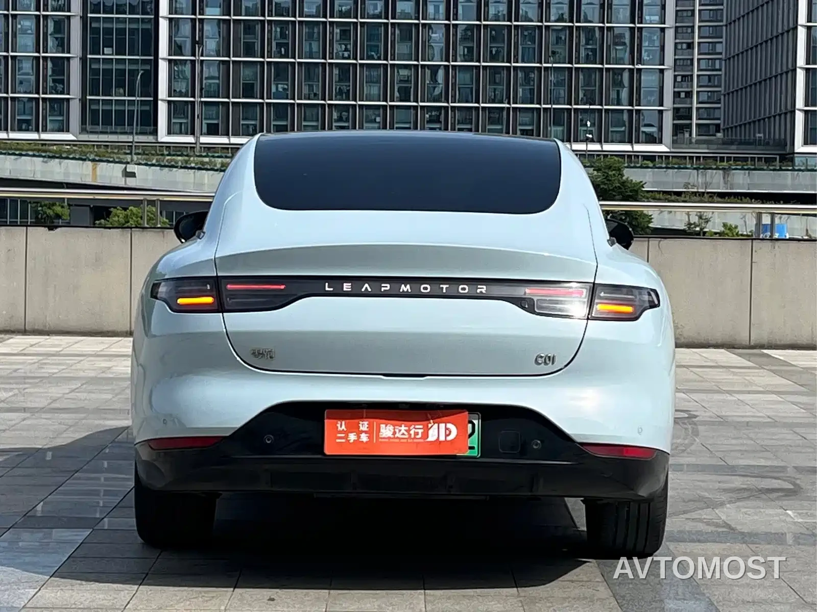 Leapmotor C01 2023 Model Range Extender 216 Comfort Edition — фото 5