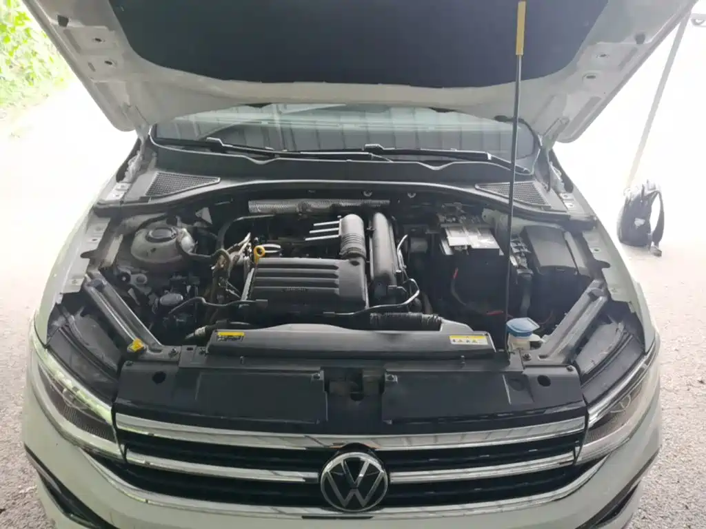 Volkswagen Bora 2023 200TSI DSG Yuexing Edition — фото 20