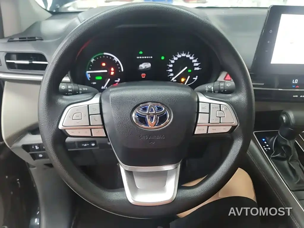 Toyota Granvia 2023 2.5L Hybrid Luxury Edition — фото 9