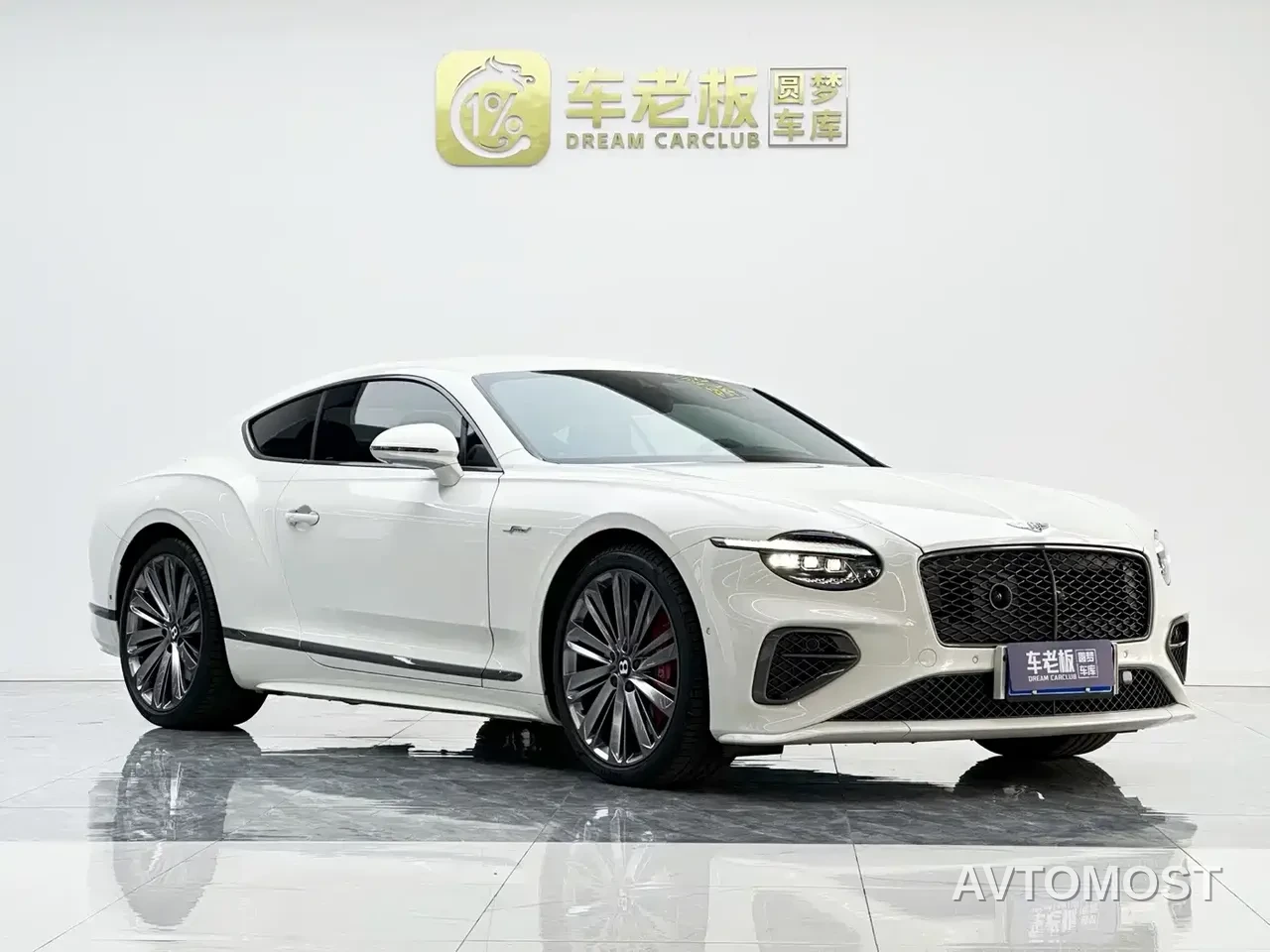 Bentley Continental Plug-in Hybrid 2025 GT Ultimate Edition — фото 3