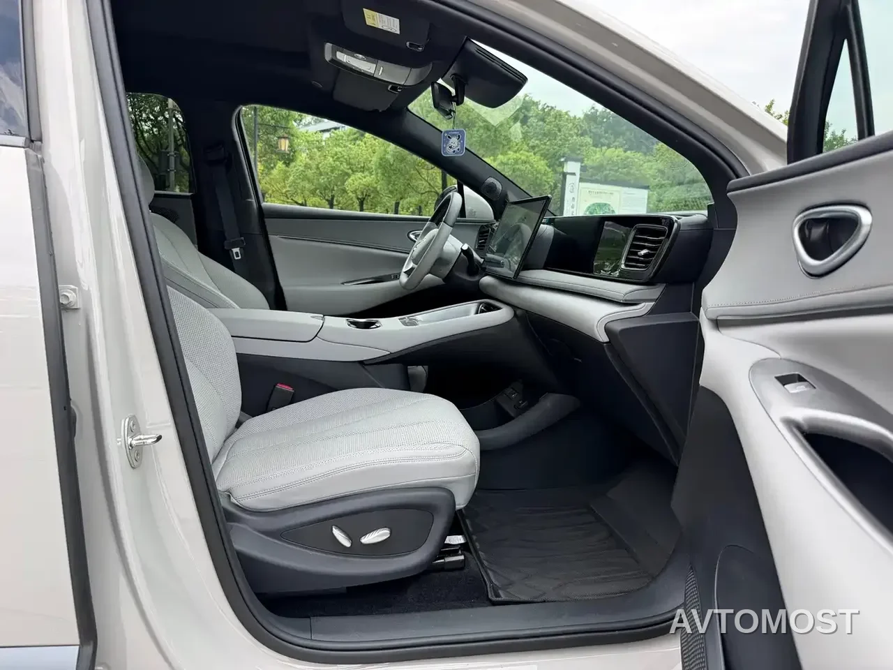 BYD Sealion 06 New Energy 2025 DM-i 170 Pilot Pro Edition — фото 11