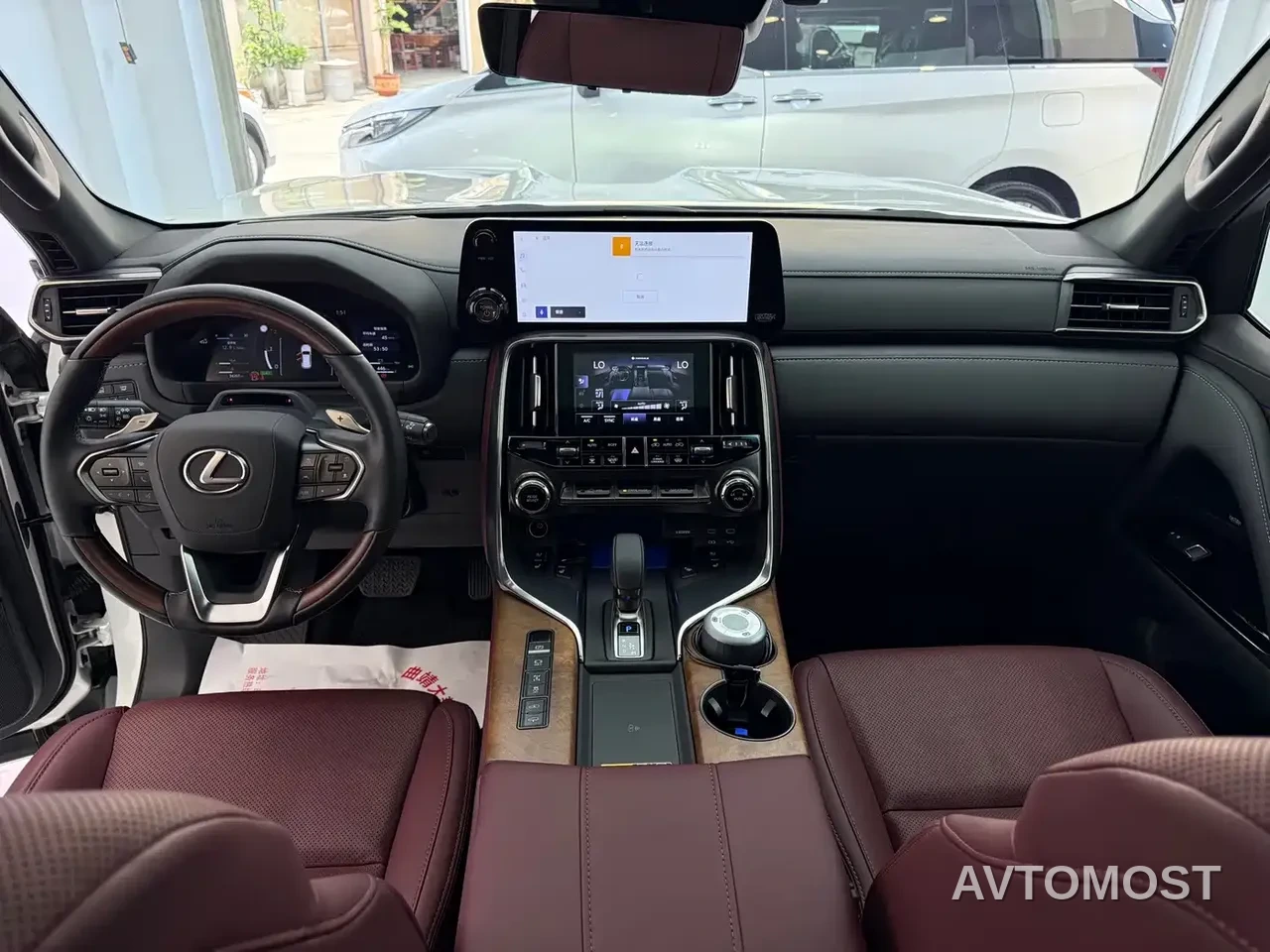 Lexus LX 2025 700h Boundary Edition — фото 9