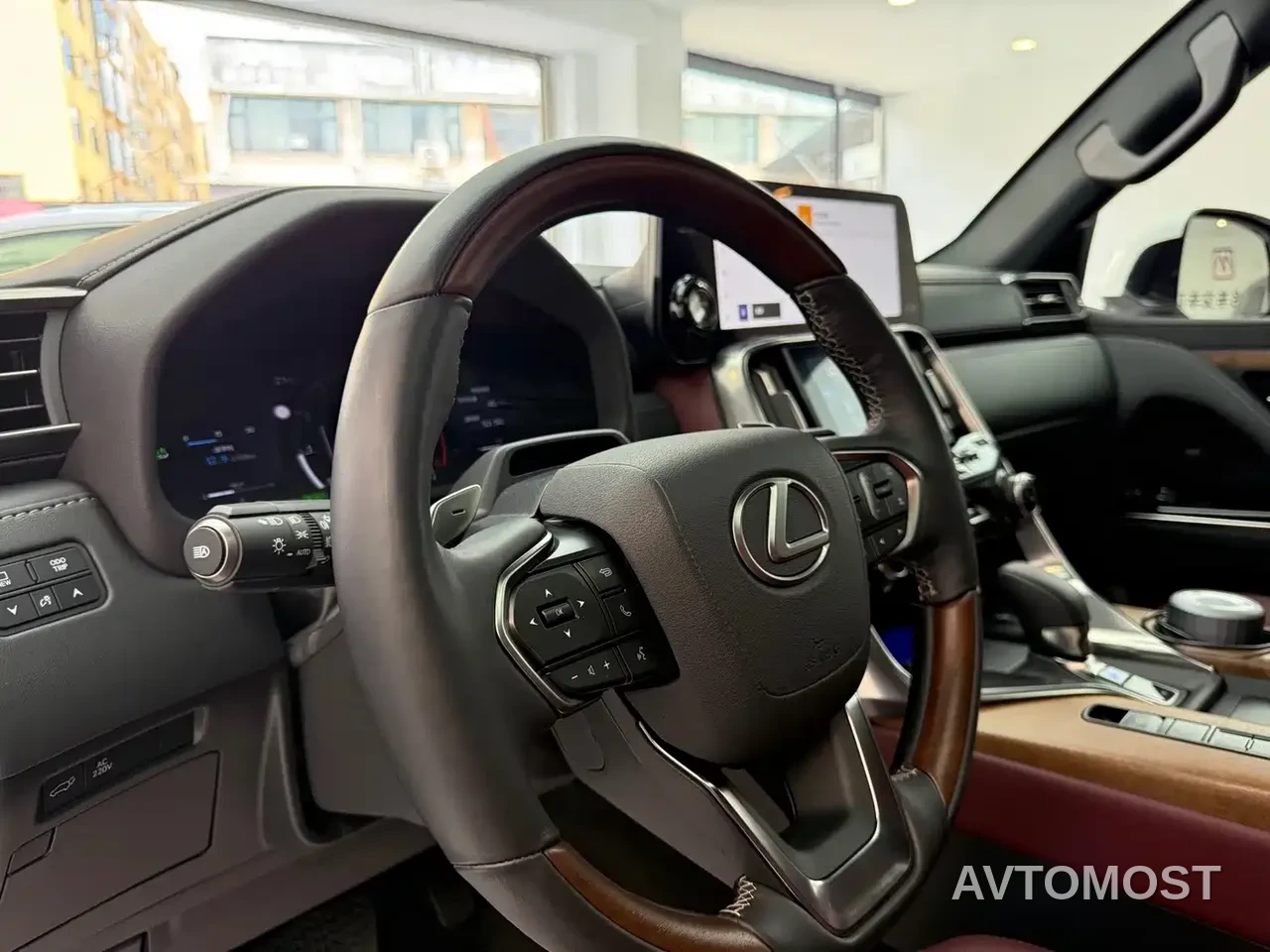 Lexus LX 2025 700h Boundary Edition — фото 11