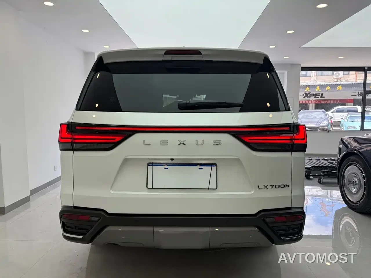 Lexus LX 2025 700h Boundary Edition — фото 14