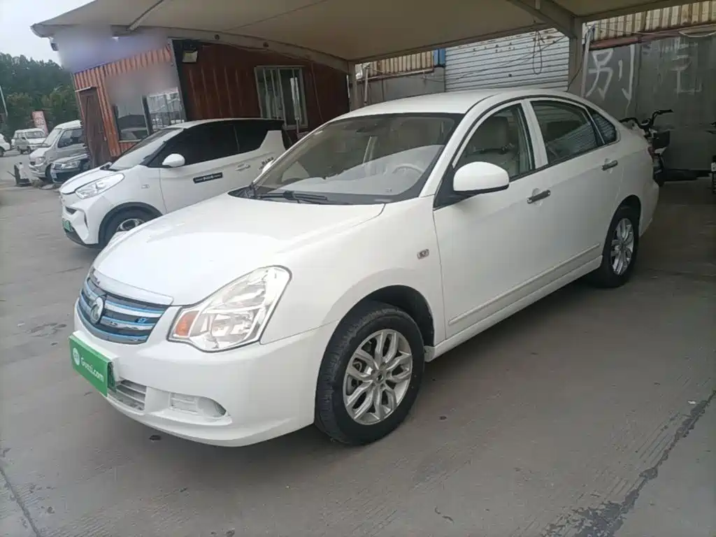 Dongfeng Junfeng E11K 2019 Standard Edition