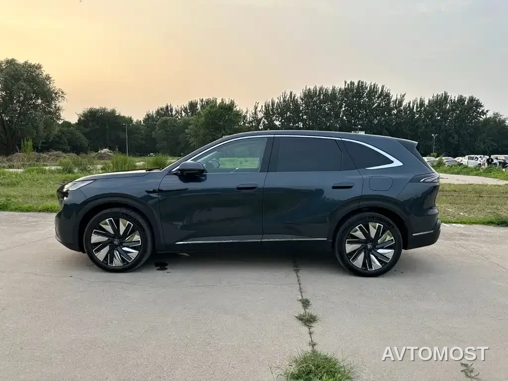 Buick Zhijing E7 2026 Model 1.5T Base Version — фото 7
