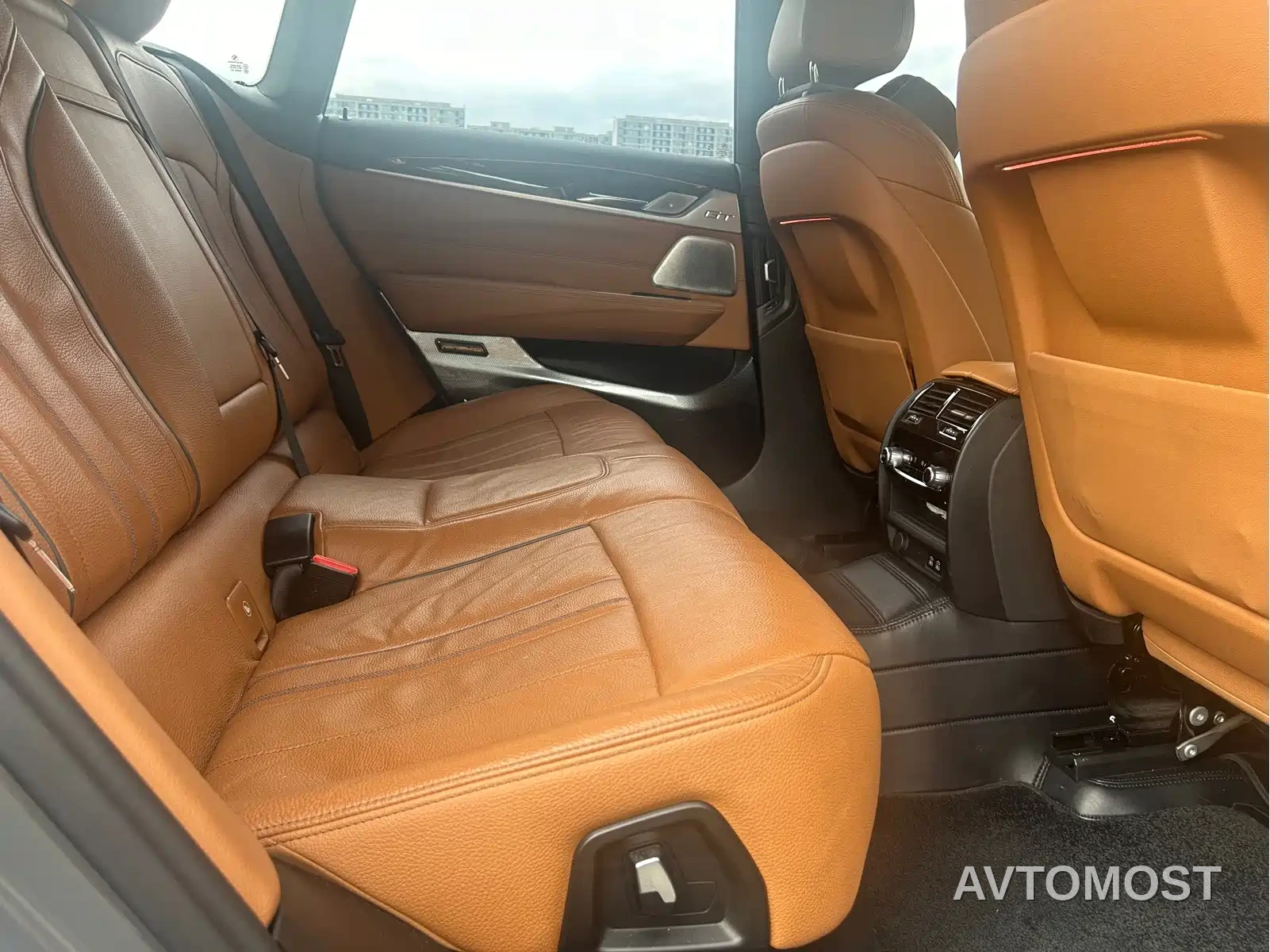 BMW 6 Series GT 2022 Model 630i M Sport Package — фото 9