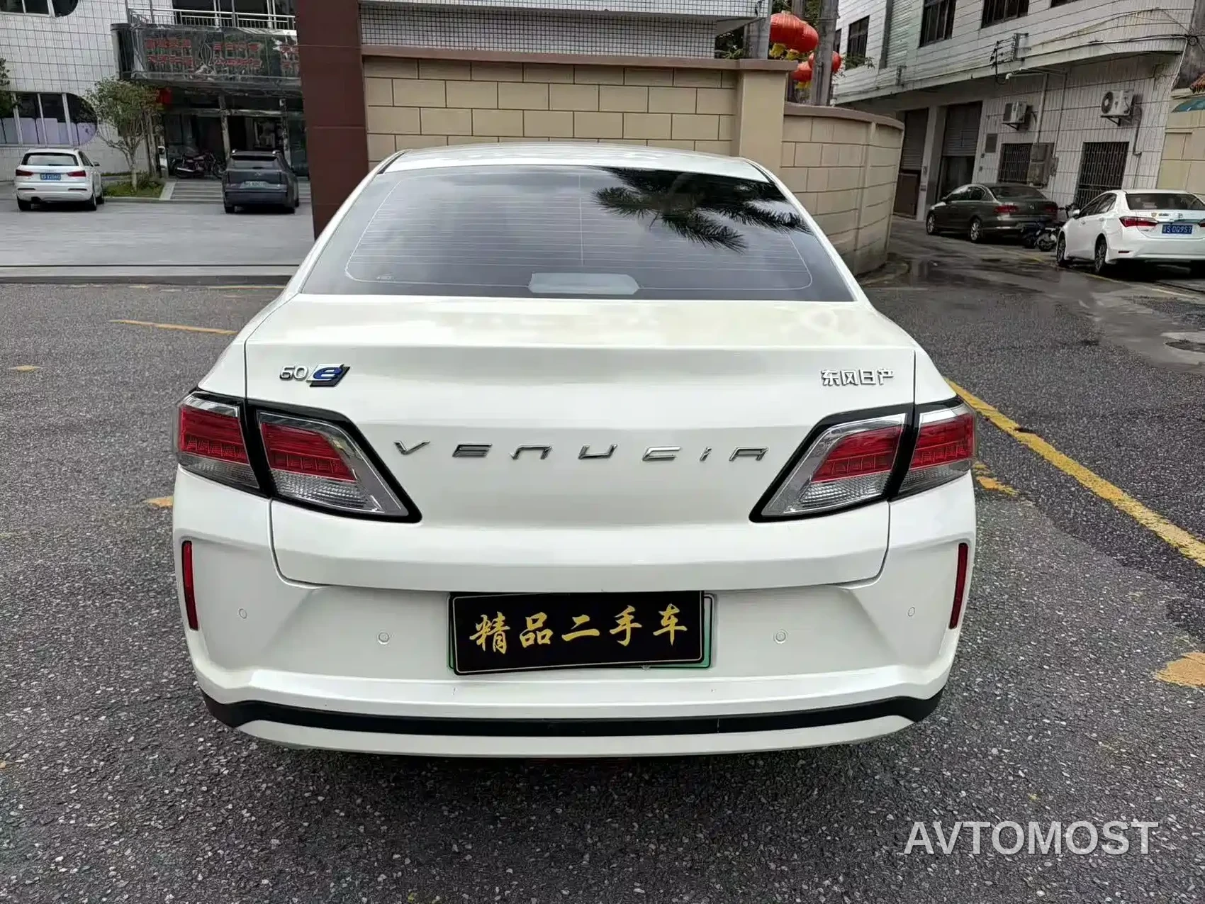 Venucia D60EV 2020 Standard Range Smart Edition — фото 6