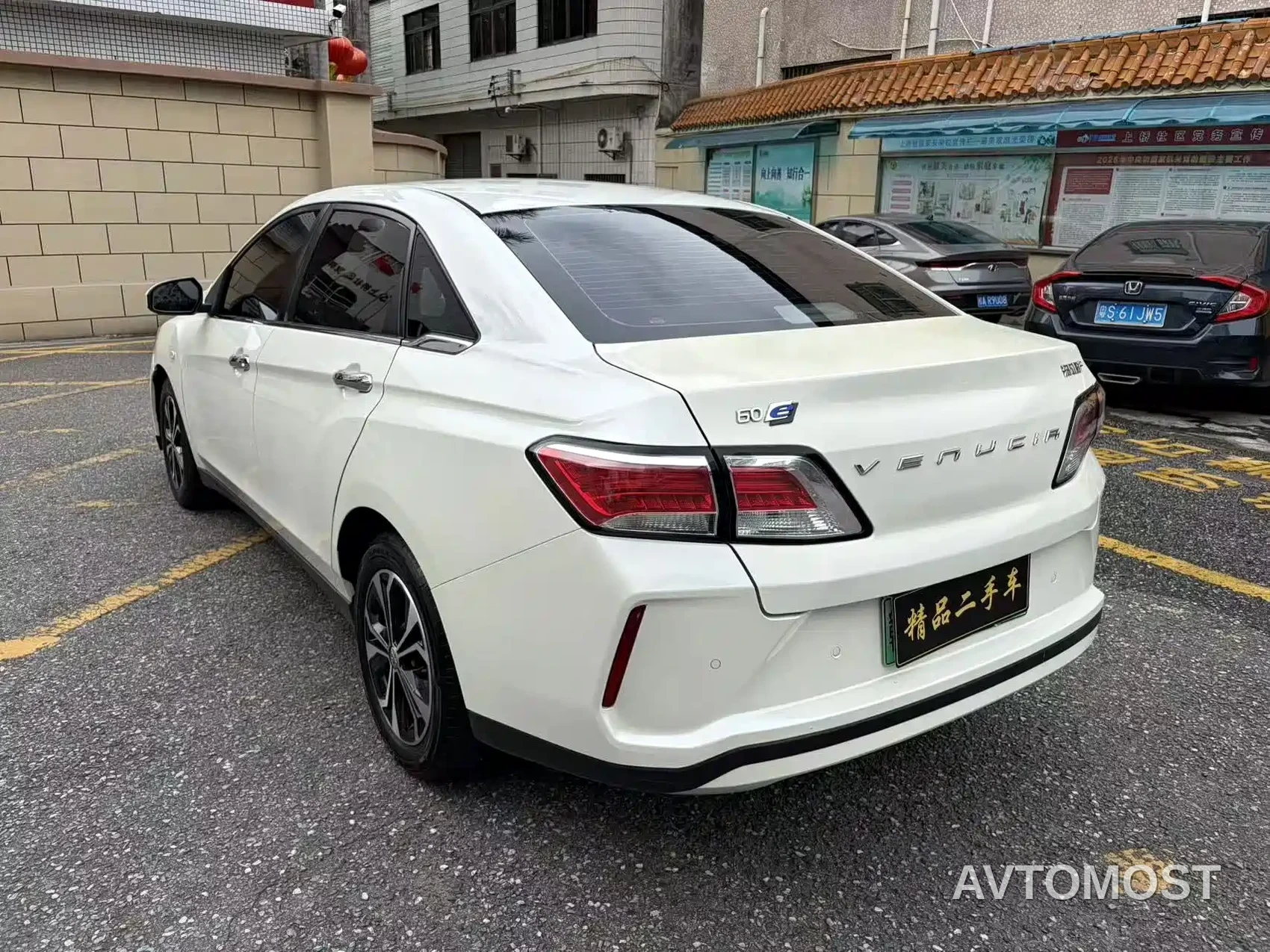 Venucia D60EV 2020 Standard Range Smart Edition — фото 7