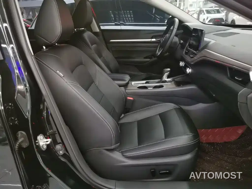 Nissan Teana 2021 2.0L XL Comfort — фото 25