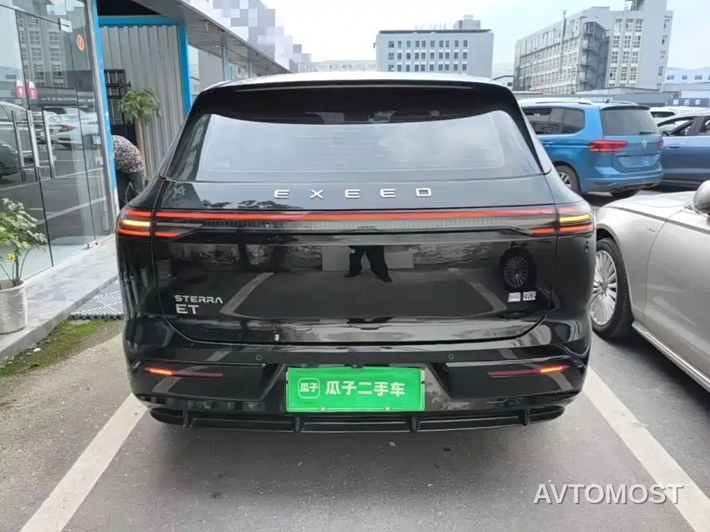 Exeed Exlantix ET 2024 Model Extended Range 200 Pro — фото 3