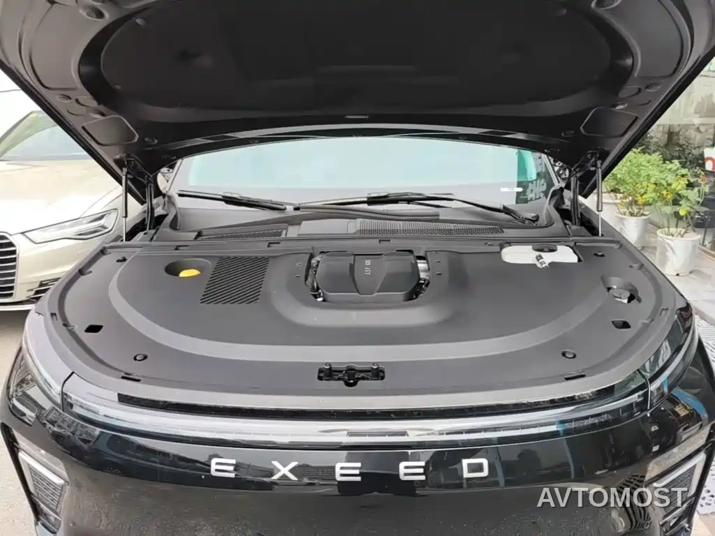 Exeed Exlantix ET 2024 Model Extended Range 200 Pro — фото 15