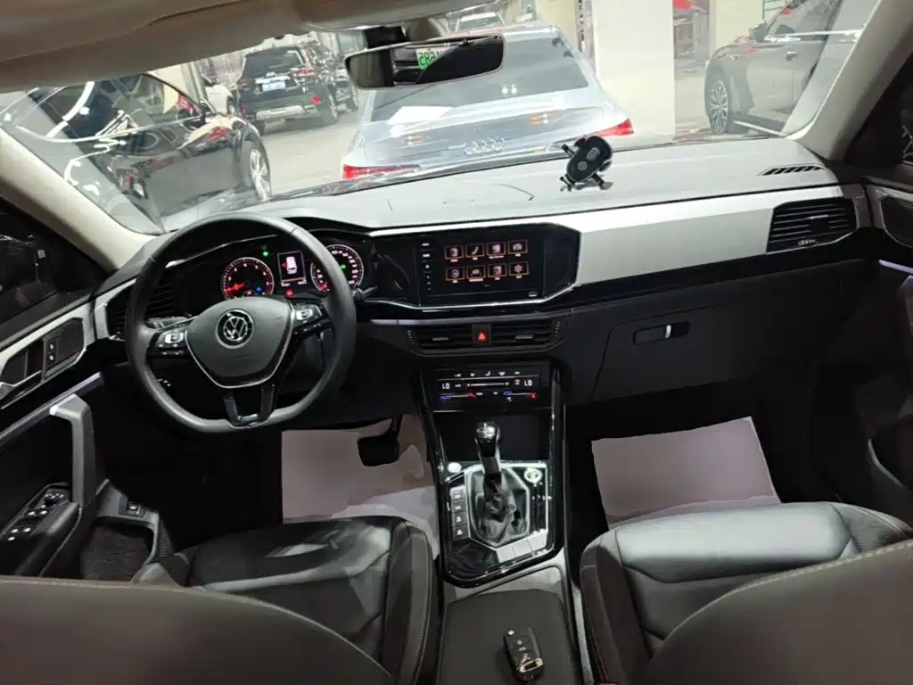 Volkswagen Tayron 2022 330TSI 2WD Luxury Smart Connect Edition — фото 10