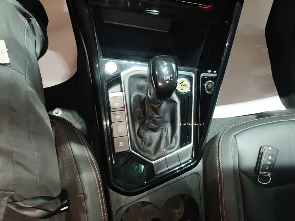 Volkswagen Tayron 2022 330TSI 2WD Luxury Smart Connect Edition — фото 14