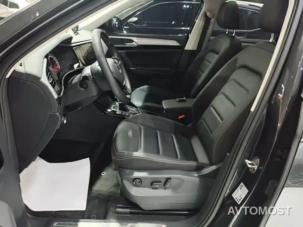 Volkswagen Tayron 2022 330TSI 2WD Luxury Smart Connect Edition — фото 15