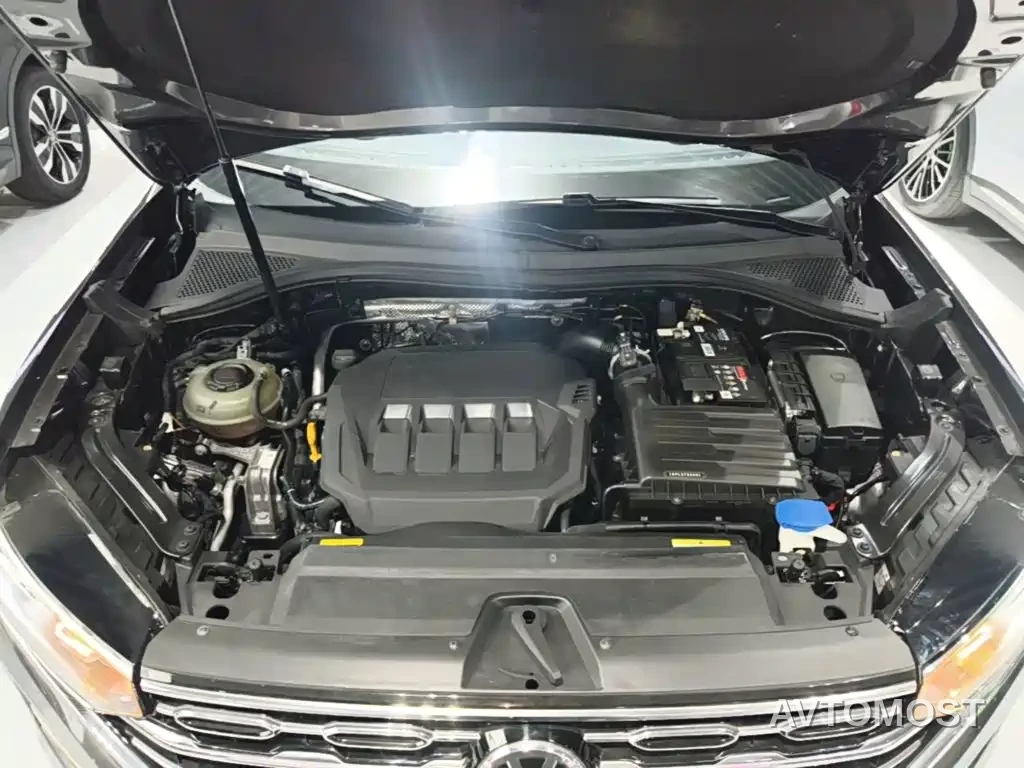 Volkswagen Tayron 2022 330TSI 2WD Luxury Smart Connect Edition — фото 20