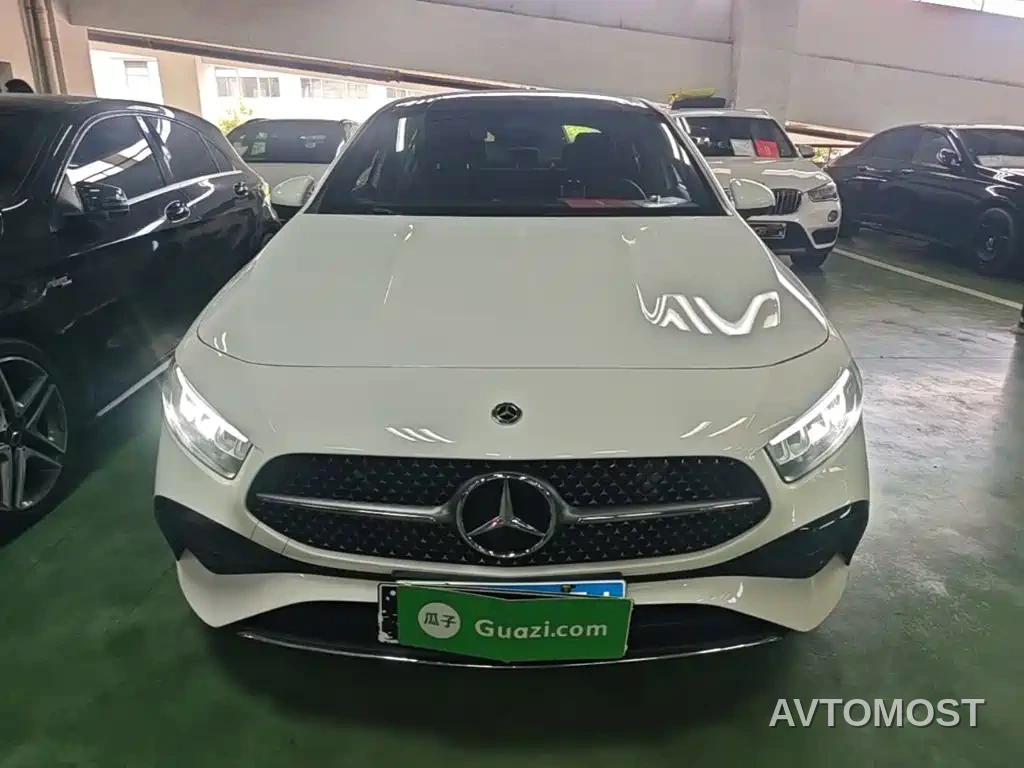 Mercedes-Benz A-Class 2023 A 200 L Fashion — фото 3