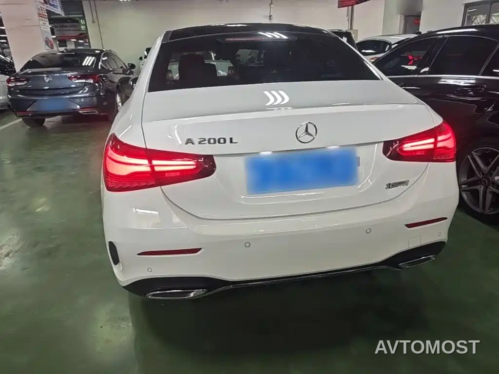 Mercedes-Benz A-Class 2023 A 200 L Fashion — фото 6