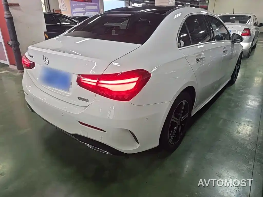 Mercedes-Benz A-Class 2023 A 200 L Fashion — фото 7