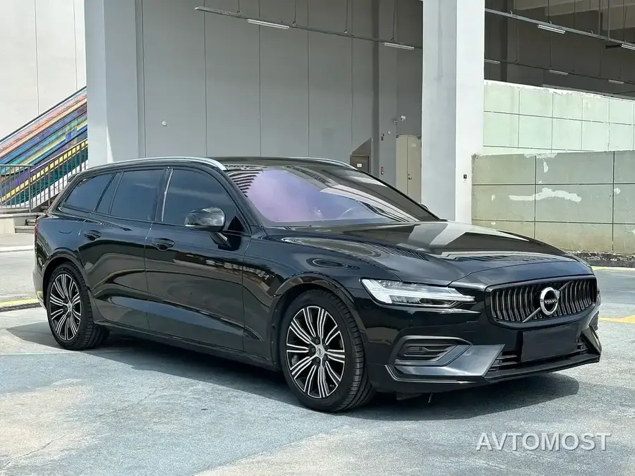 Volvo V60 2021 B5 Zhiyuan Luxury Edition