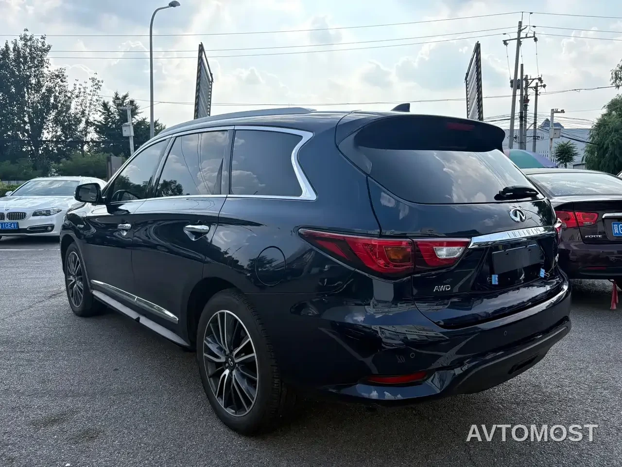 Infiniti QX60 (Import) 2020 Model 2.5 S/C Hybrid All-Wheel Drive Ultimate Edition — фото 3