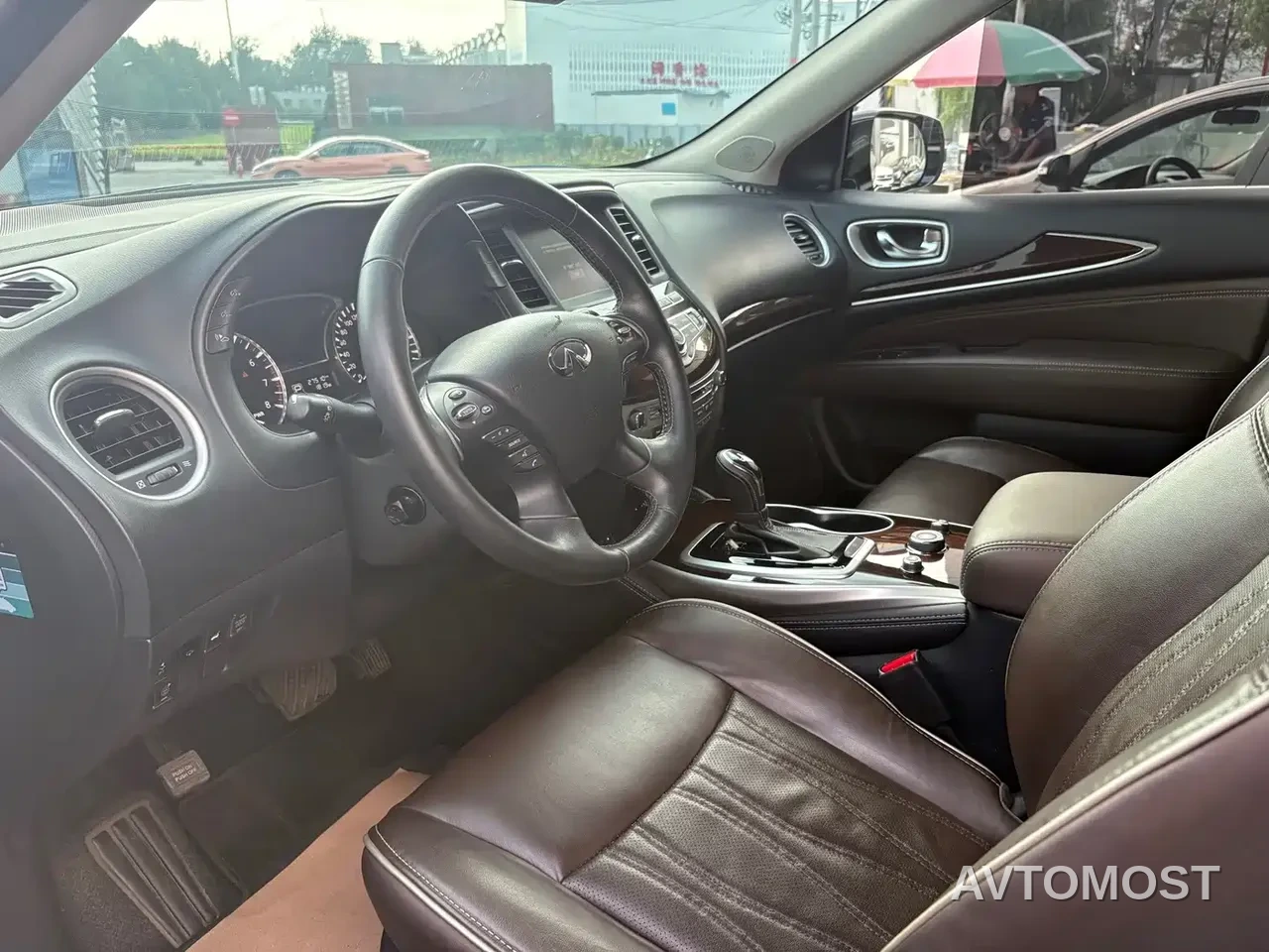 Infiniti QX60 (Import) 2020 Model 2.5 S/C Hybrid All-Wheel Drive Ultimate Edition — фото 5