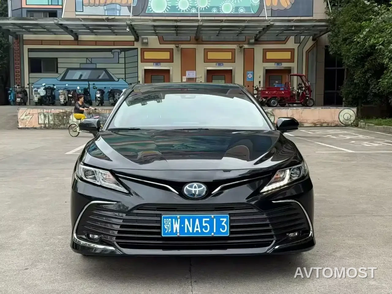 Toyota Camry 2021 Hybrid 2.5HGVP Leading Edition — фото 2