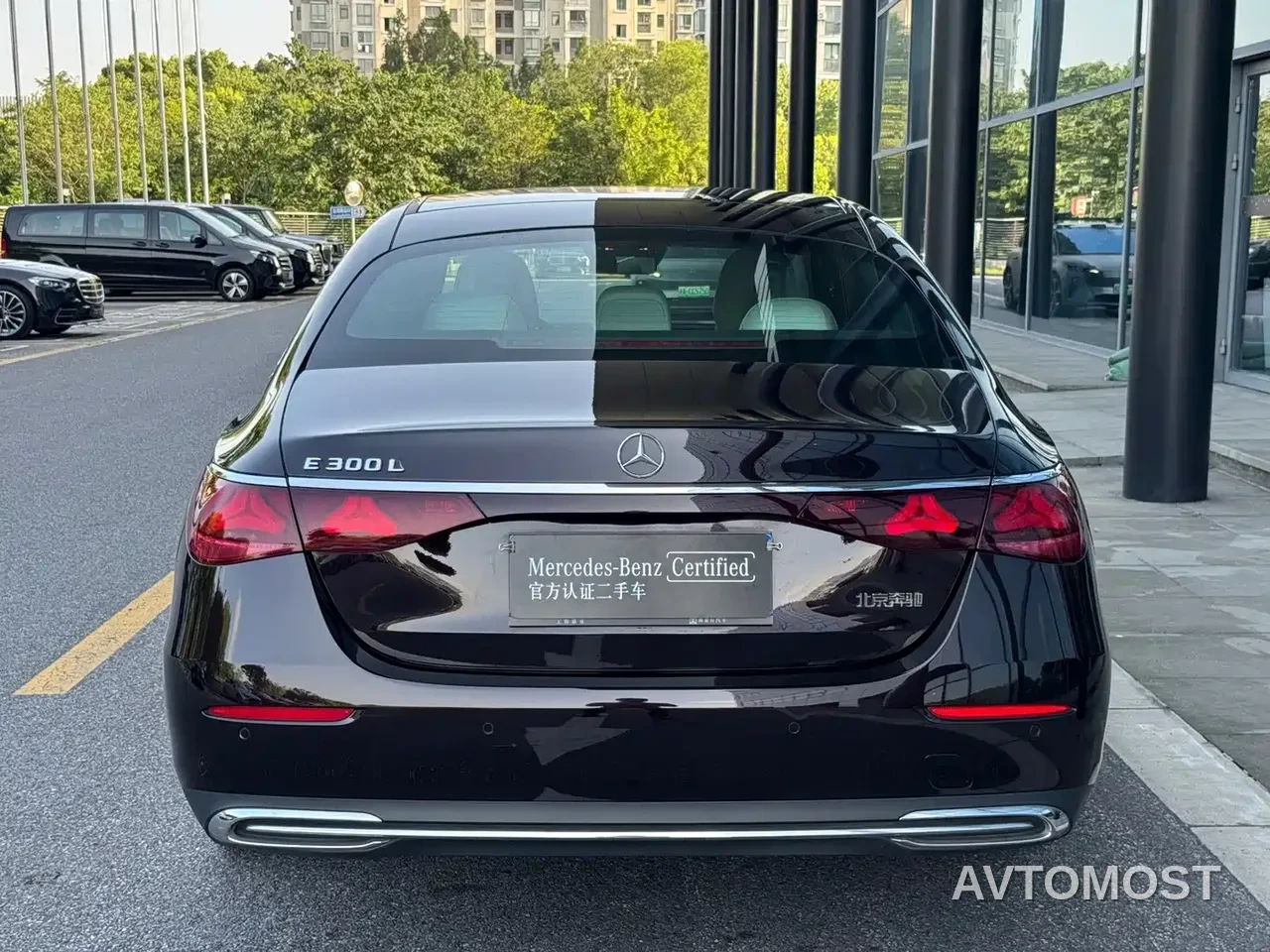 Mercedes-Benz E-Class 2024 Model E 300 L Luxury — фото 4