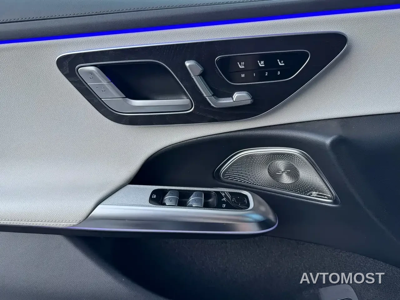 Mercedes-Benz E-Class 2024 Model E 300 L Luxury — фото 13