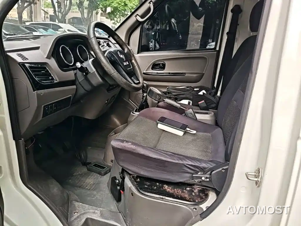 Dongfeng Yufeng EM26 2023 Standard Edition 41.472kWh Henan Lithium — фото 12