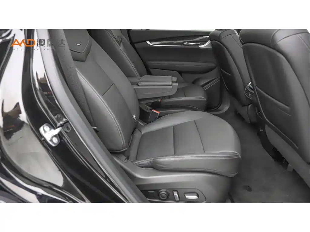 Cadillac XT6 2025 2.0T 6-Seater AWD Executive Black Label Edition — фото 8