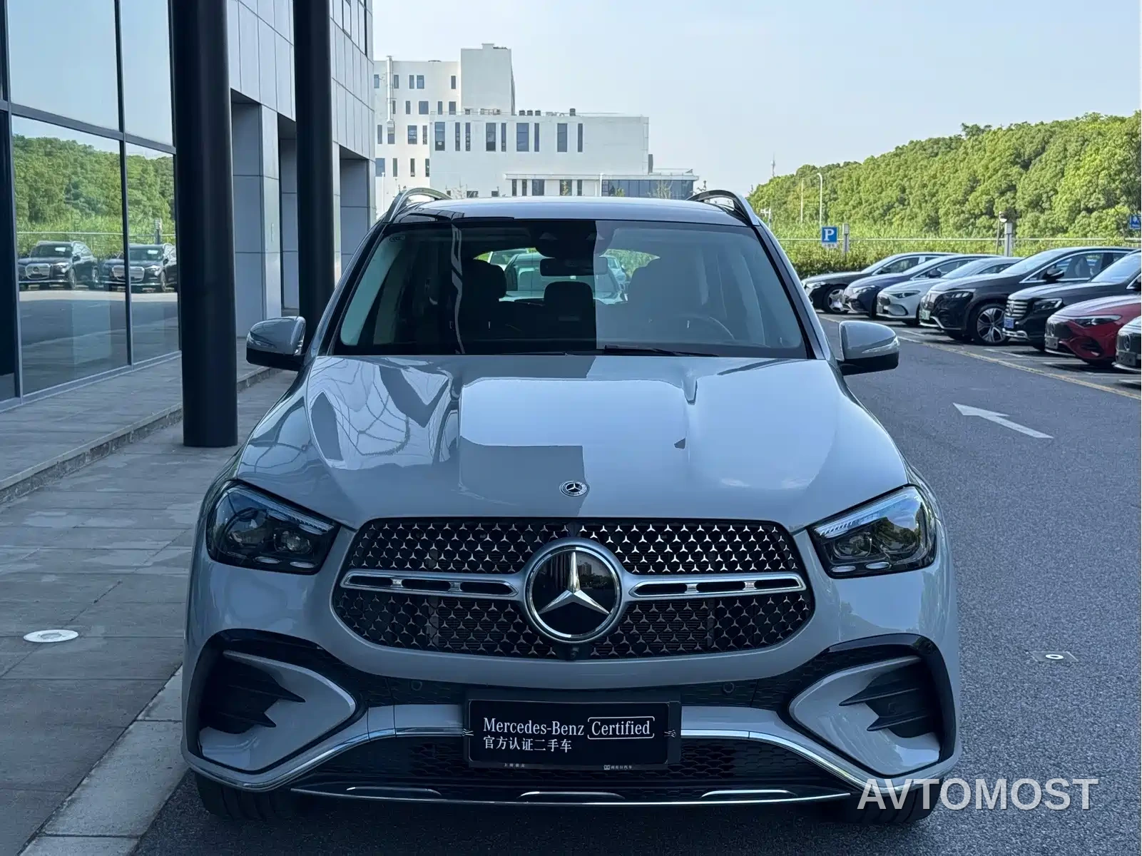 Mercedes-Benz GLE 2024 GLE 450 4MATIC Luxury — фото 2