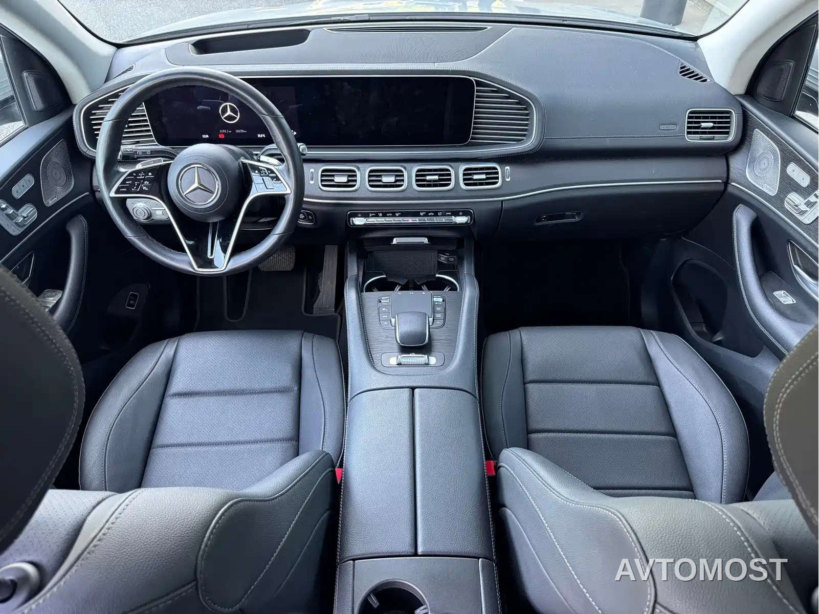 Mercedes-Benz GLE 2024 GLE 450 4MATIC Luxury — фото 10