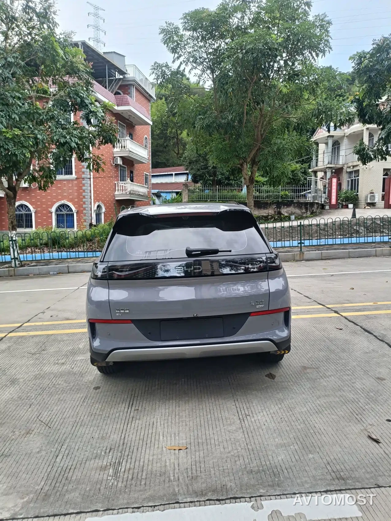 BYD Hai Shi 05 EV 2025 520KM Smart Navigation Edition — фото 9