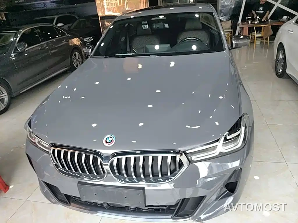 BMW 6 Series GT 2021 630i M Sport Grand Tourer Edition — фото 3