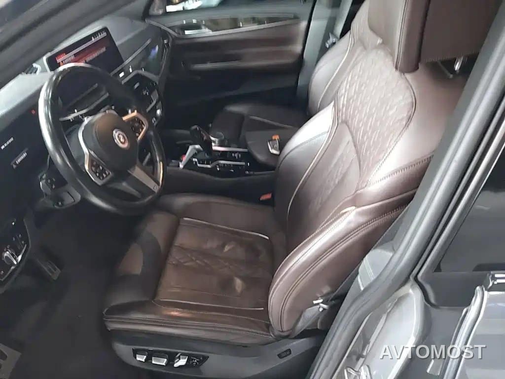 BMW 6 Series GT 2021 630i M Sport Grand Tourer Edition — фото 15