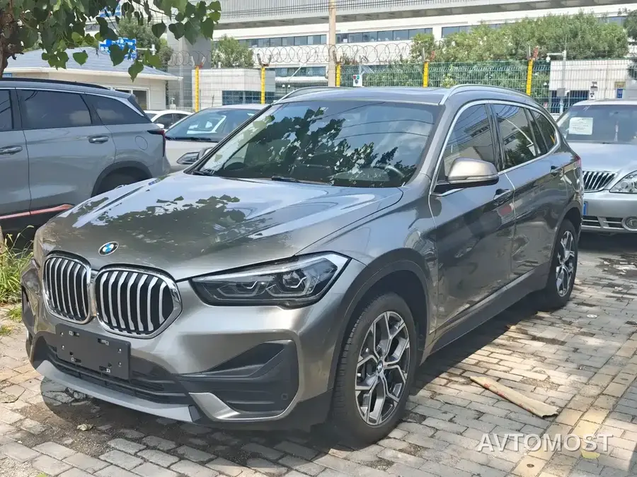 BMW X1 2022 sDrive25Li Leading