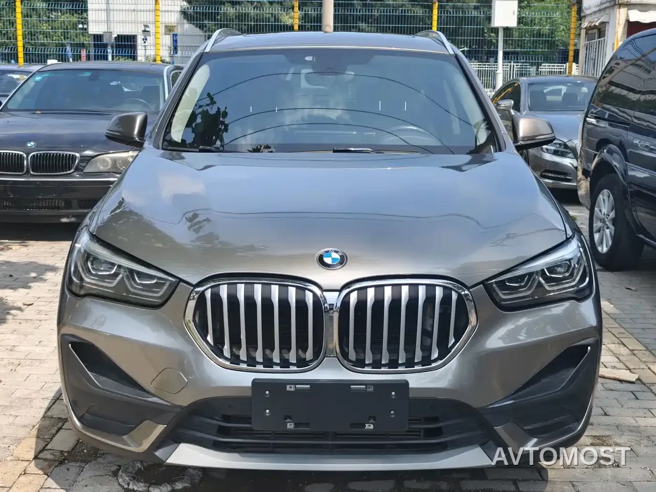 BMW X1 2022 sDrive25Li Leading — фото 2