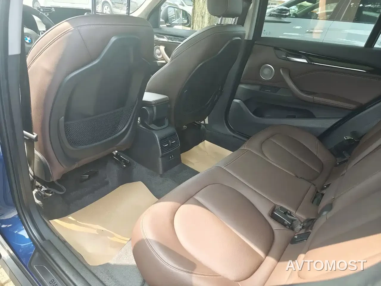 BMW X1 2022 sDrive25Li Leading — фото 7